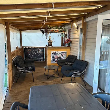 Mobile Harley مكان تخييم *